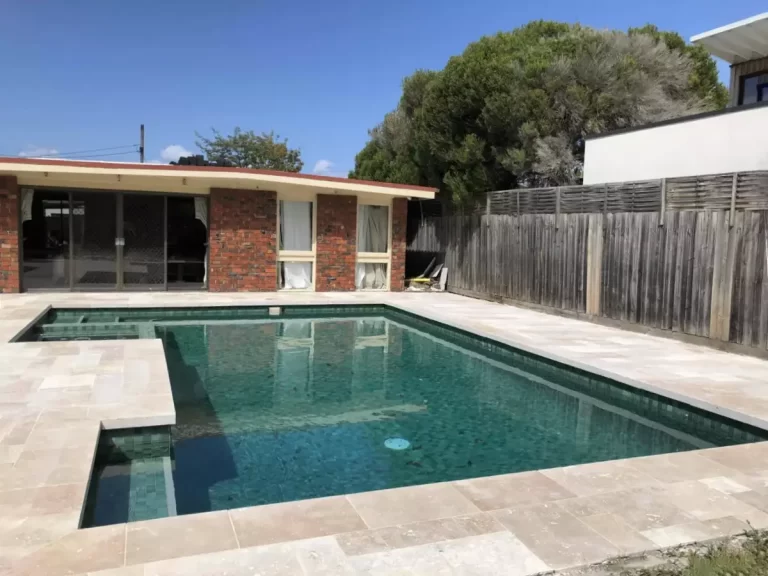 pool 003